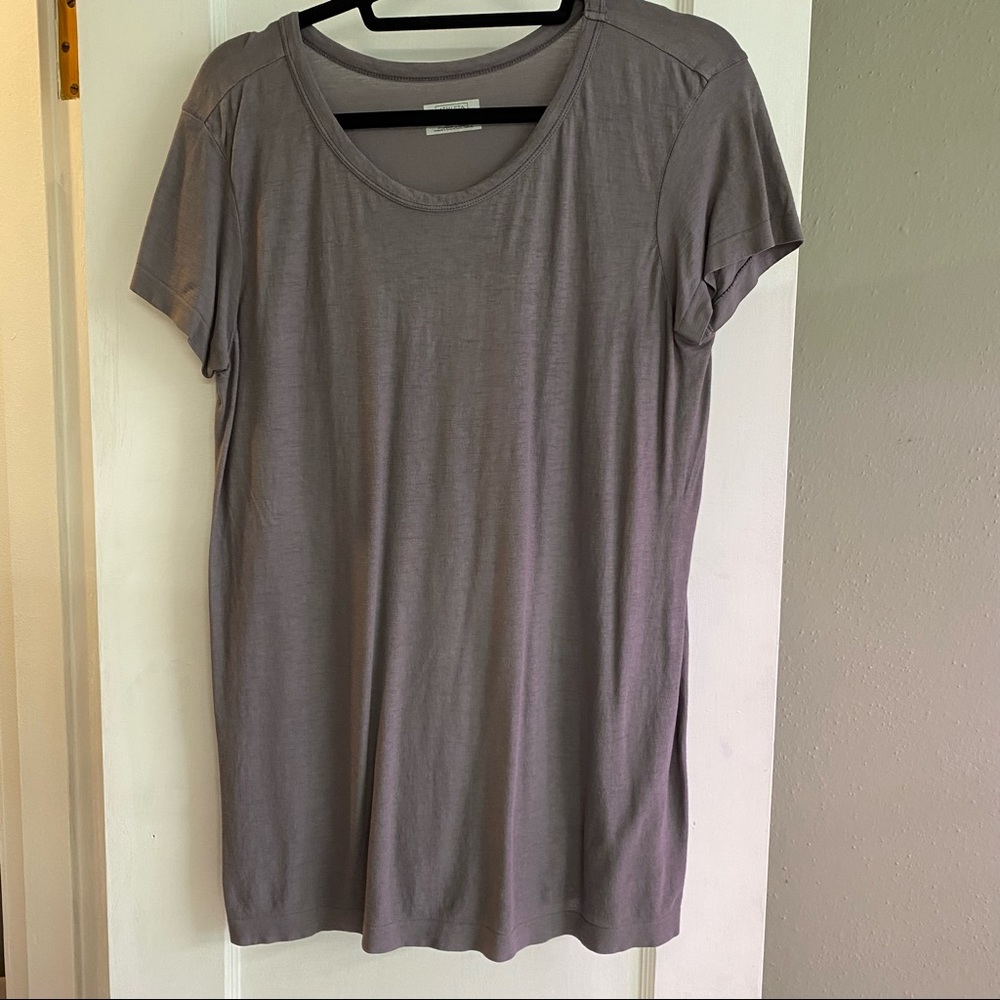 Athleta 100% cotton tee size L Gray
